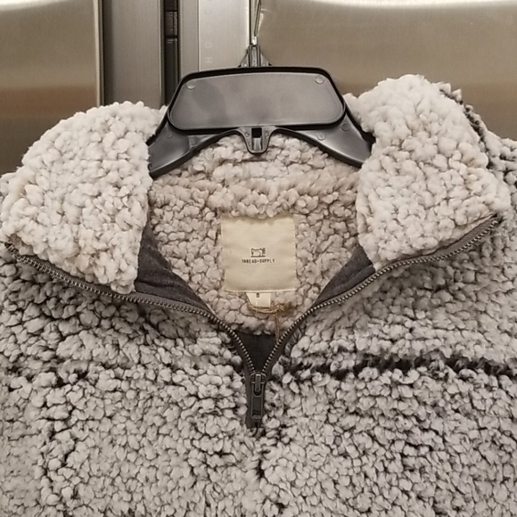 💕THREAD & SUPPLY💕 Lazy Sunday Pullover Charcoal - Picture 12 of 16